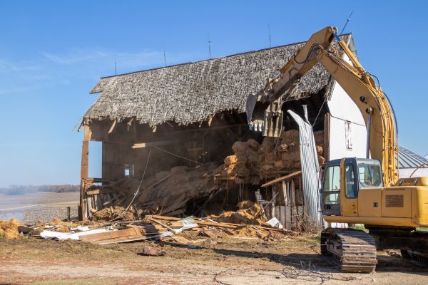 Barn Demolition in Crestview